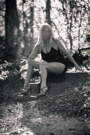 Nahima outcall escorts in Radcliff